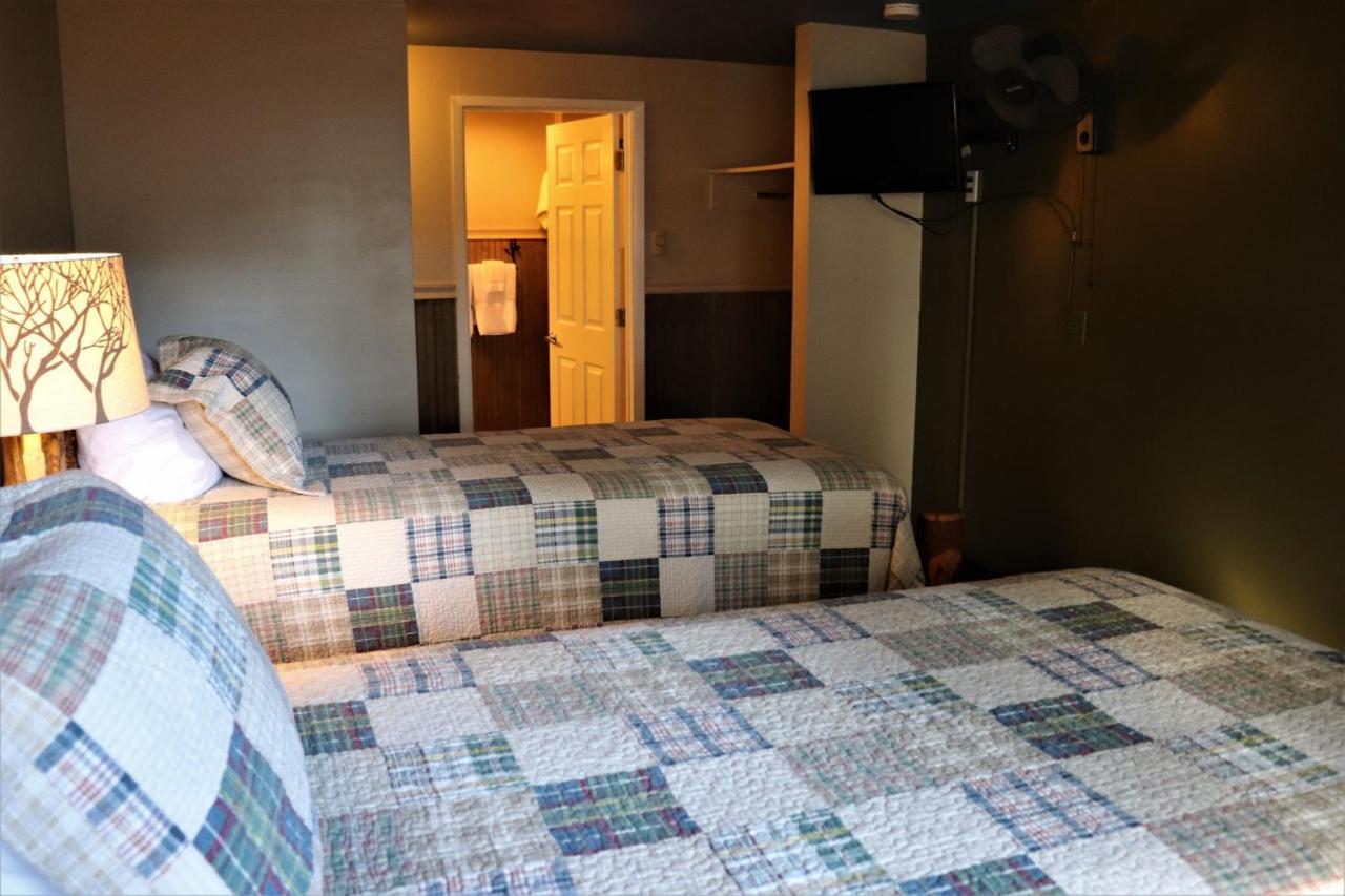 Lone Fir Resort Cougar Luaran gambar
